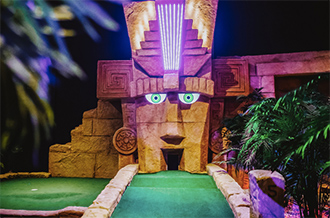 Treetop adventure golf